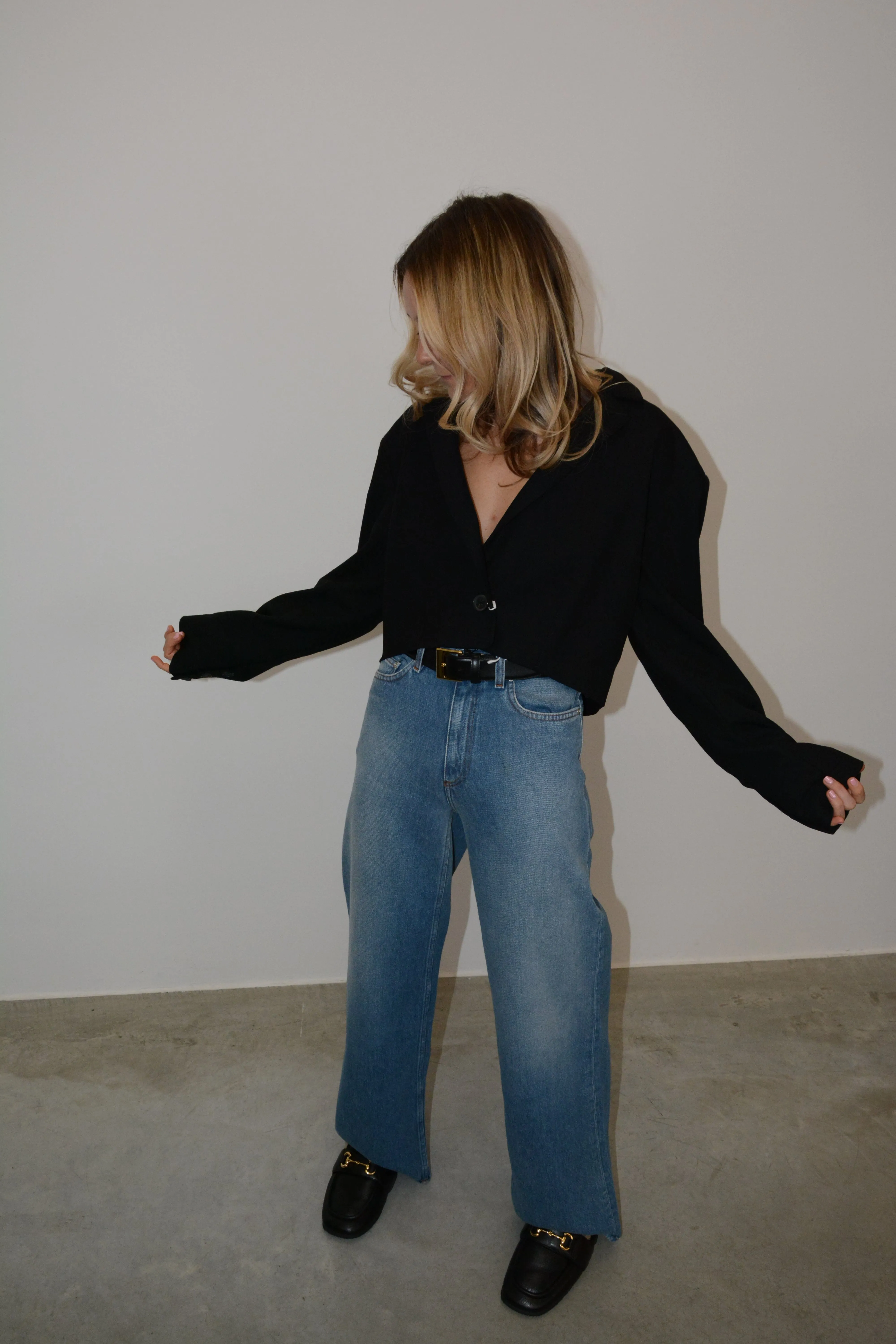 CHER CROPPED LOOSE FIT BLAZER