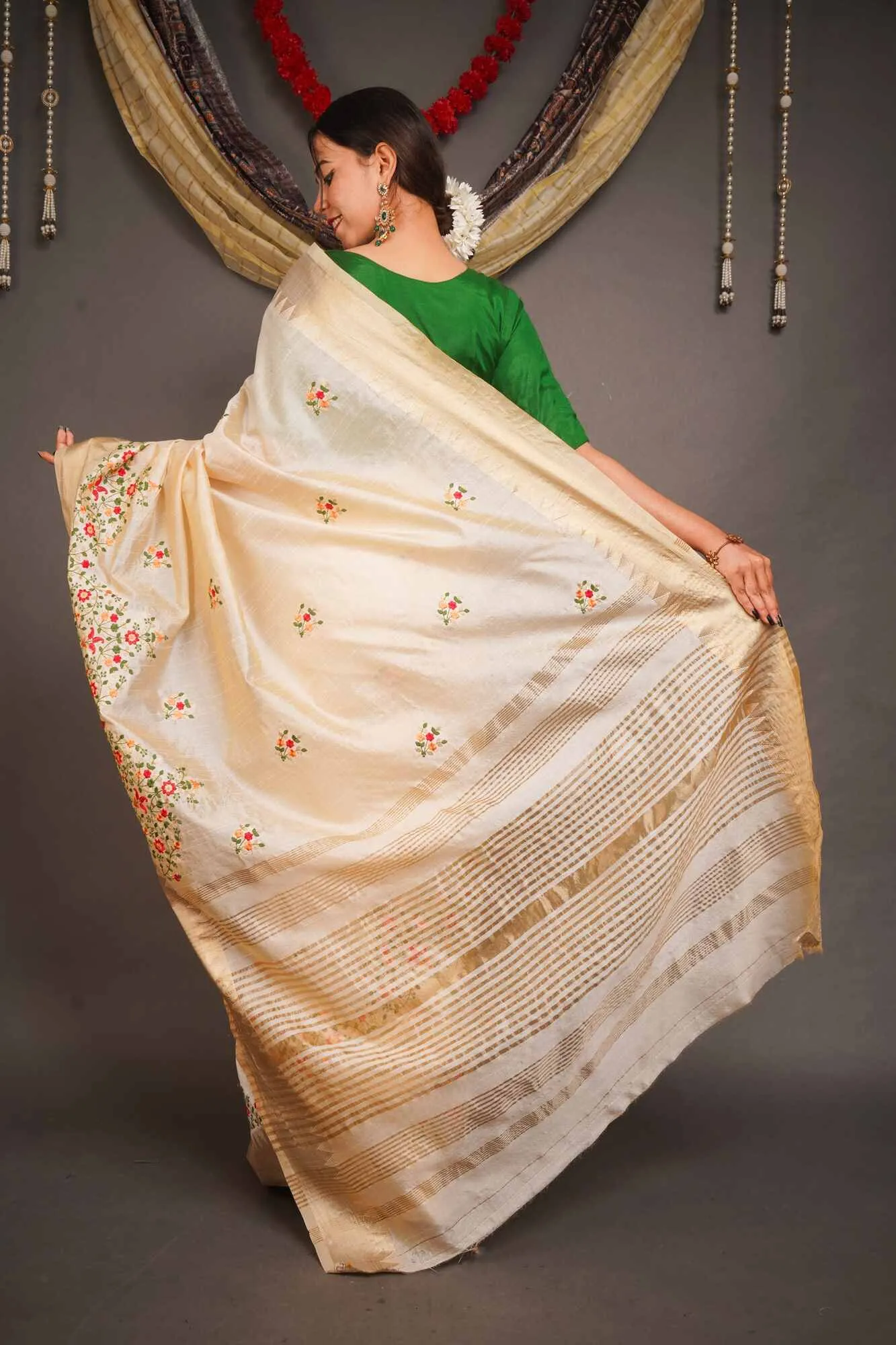 Ready to Wear Kerala Kasavu Embroidered Cotton Silk Wrap in 1 minute Saree