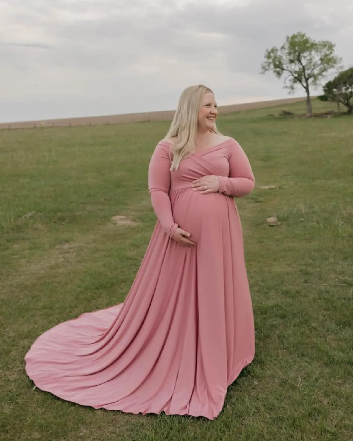 Saslax Maternity Off Shoulders Half Circle Gown for Baby Shower Photo Props Dress
